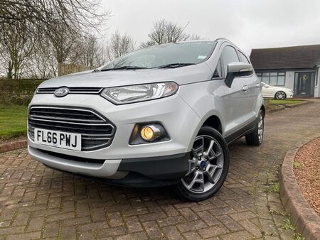 FORD ECOSPORT 1.5 TDCi Titanium 2WD Euro 6 5dr