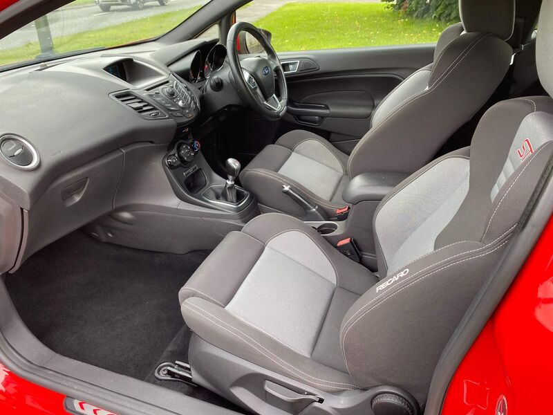 FORD FIESTA