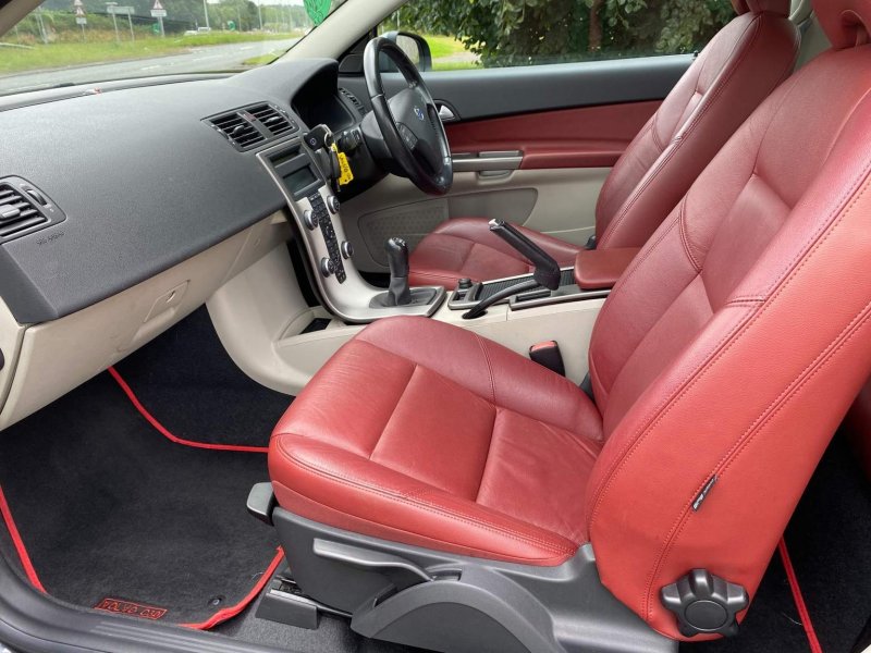VOLVO C30
