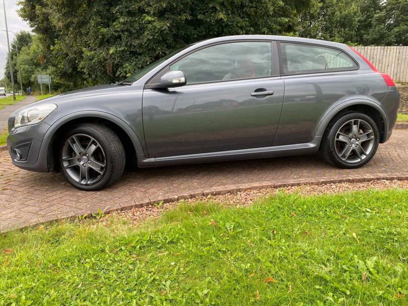 VOLVO C30