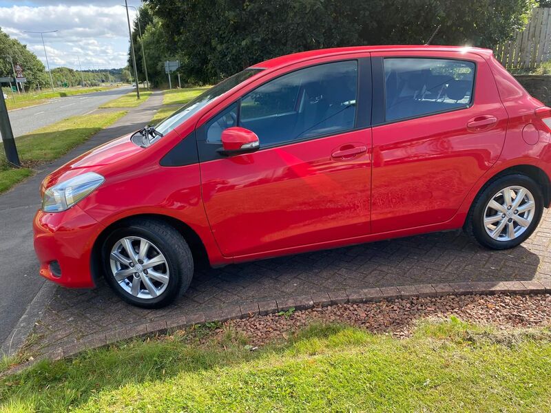 TOYOTA YARIS