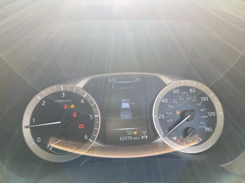 NISSAN NAVARA