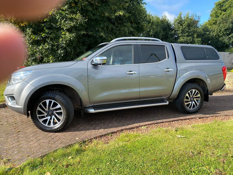 NISSAN NAVARA