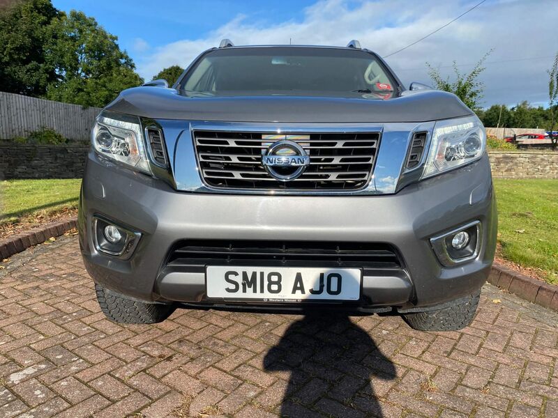 NISSAN NAVARA