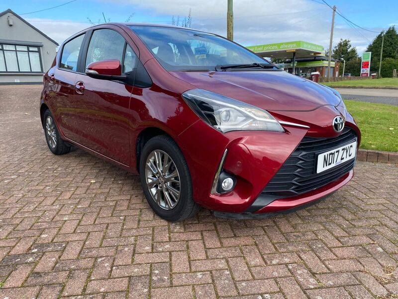 TOYOTA YARIS