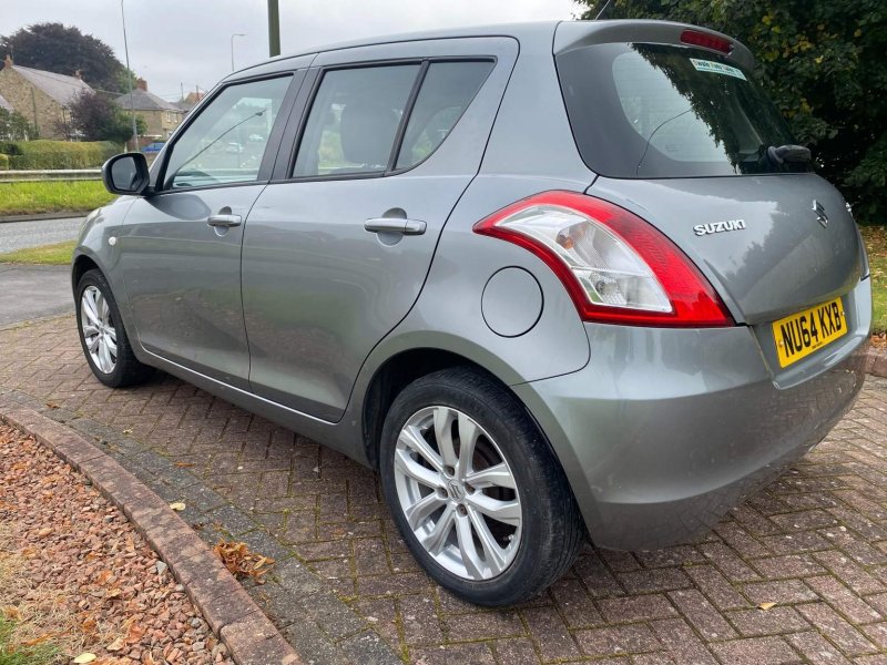 SUZUKI SWIFT