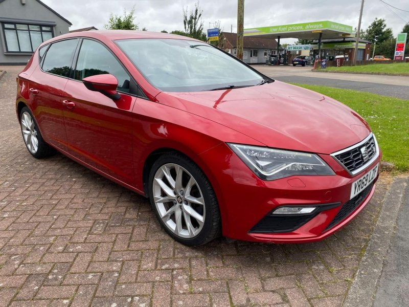 SEAT LEON