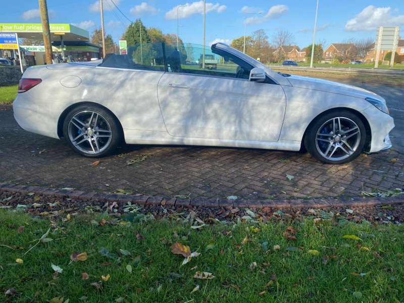 MERCEDES-BENZ E CLASS