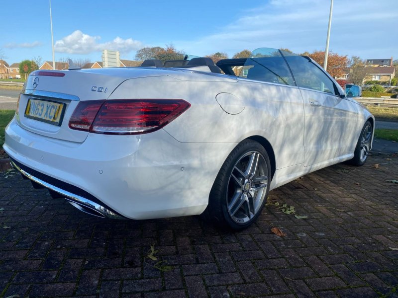 MERCEDES-BENZ E CLASS