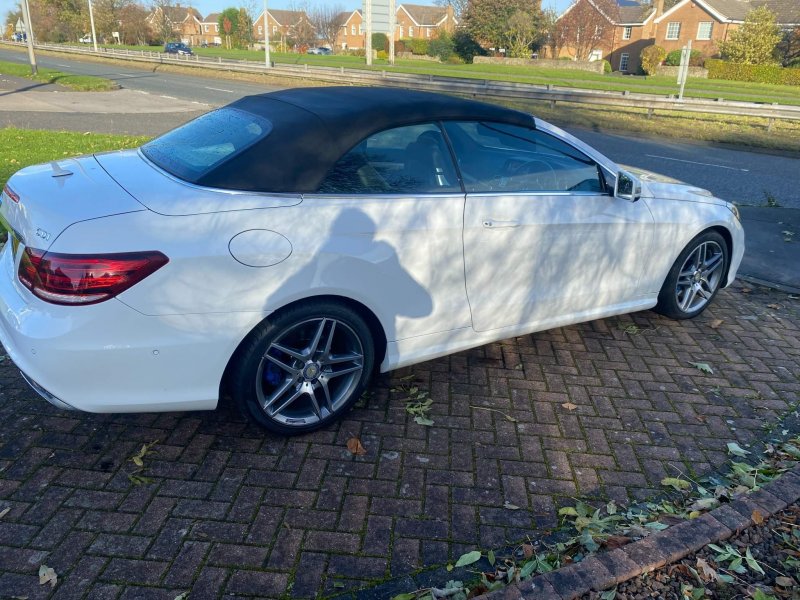 MERCEDES-BENZ E CLASS