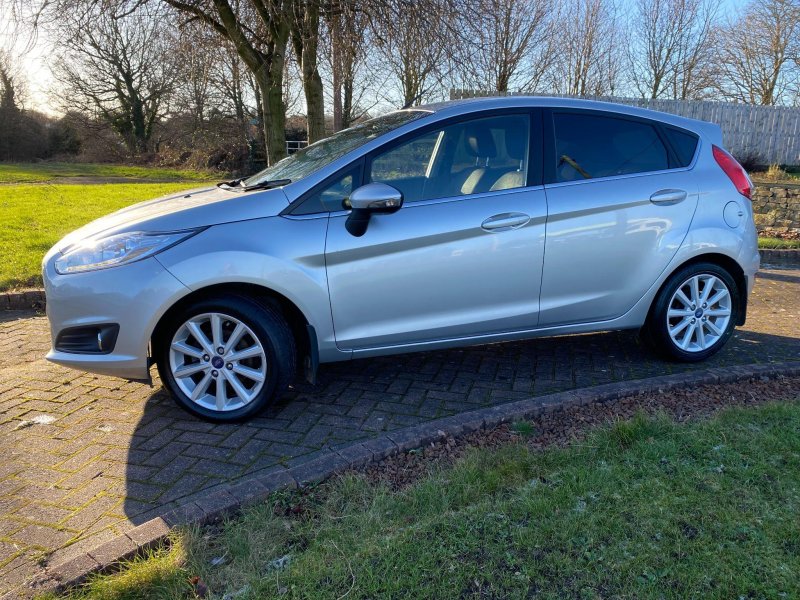 FORD FIESTA