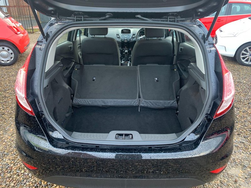 FORD FIESTA
