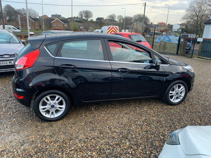 FORD FIESTA