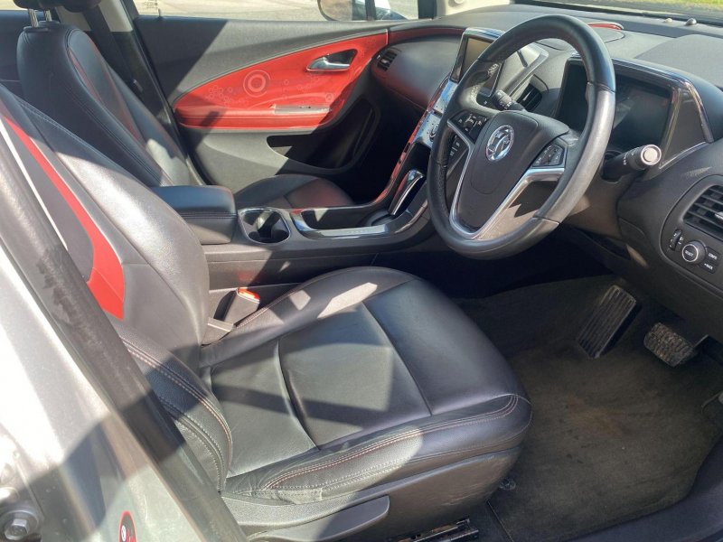 VAUXHALL AMPERA
