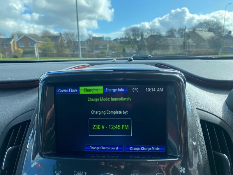 VAUXHALL AMPERA