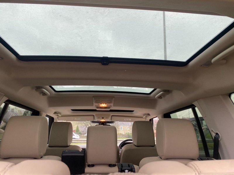 LAND ROVER DISCOVERY 4