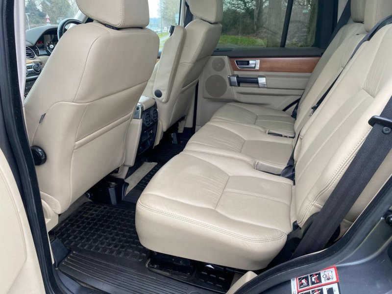 LAND ROVER DISCOVERY 4