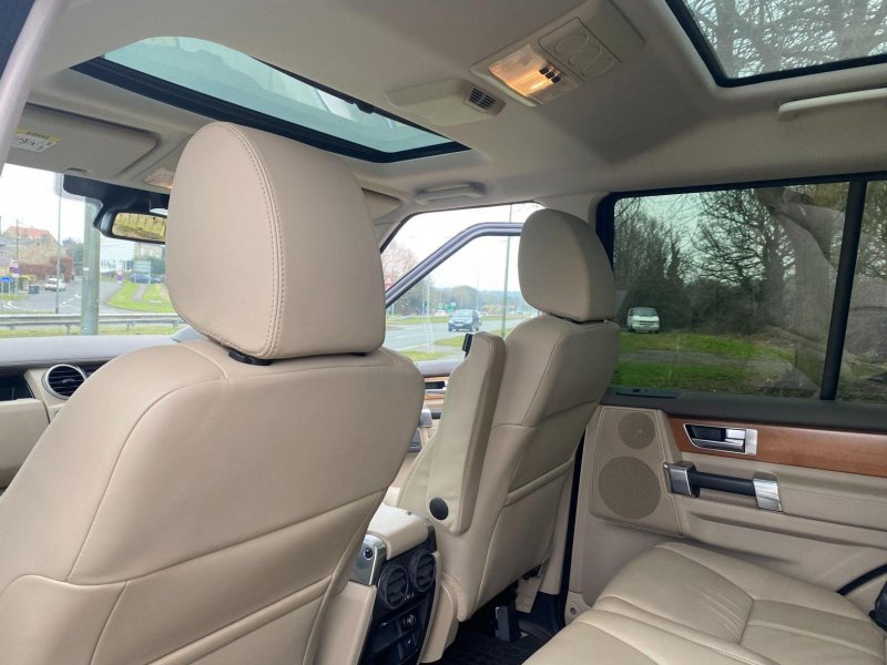 LAND ROVER DISCOVERY 4