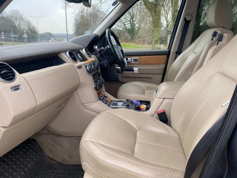 LAND ROVER DISCOVERY 4