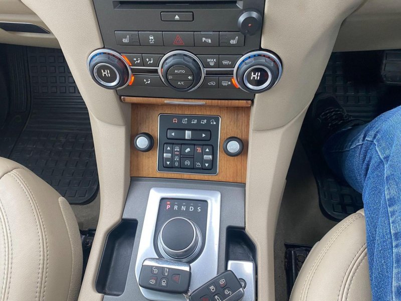 LAND ROVER DISCOVERY 4