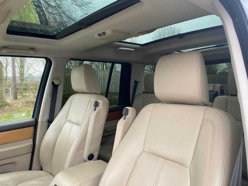 LAND ROVER DISCOVERY 4