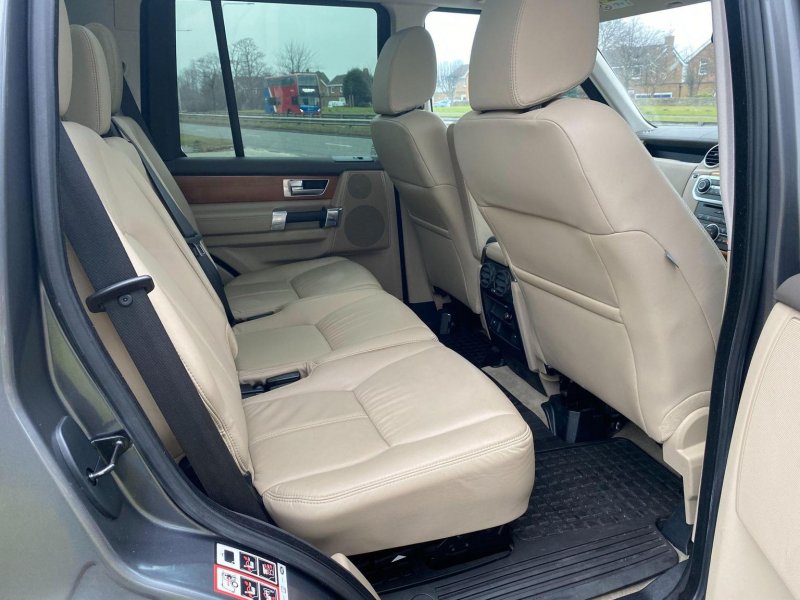 LAND ROVER DISCOVERY 4
