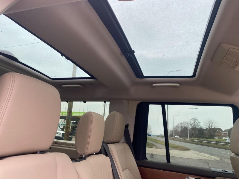 LAND ROVER DISCOVERY 4