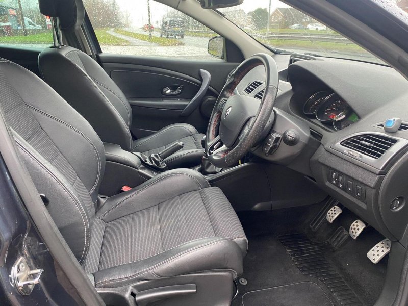 RENAULT MEGANE