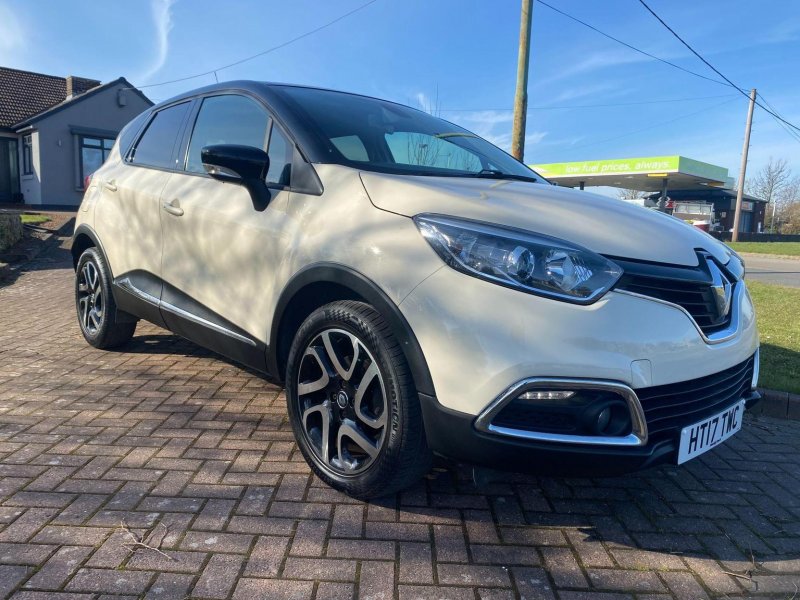 RENAULT CAPTUR