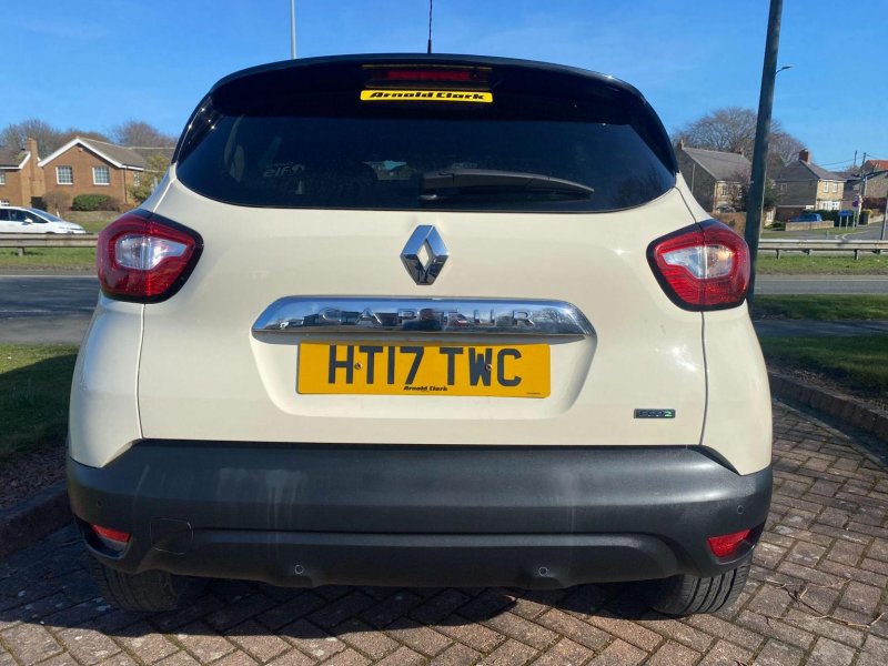 RENAULT CAPTUR