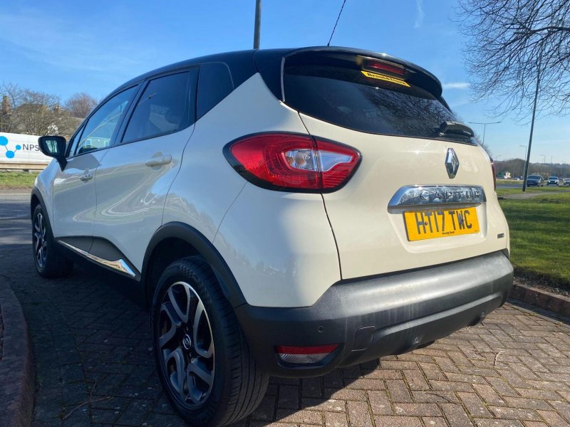 RENAULT CAPTUR