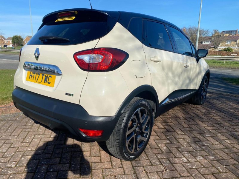 RENAULT CAPTUR