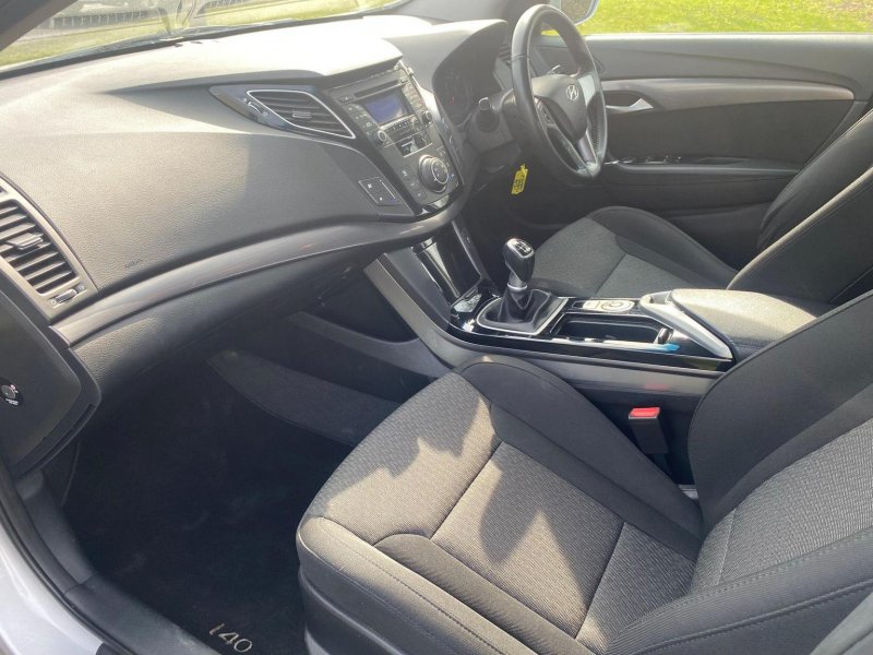 HYUNDAI I40