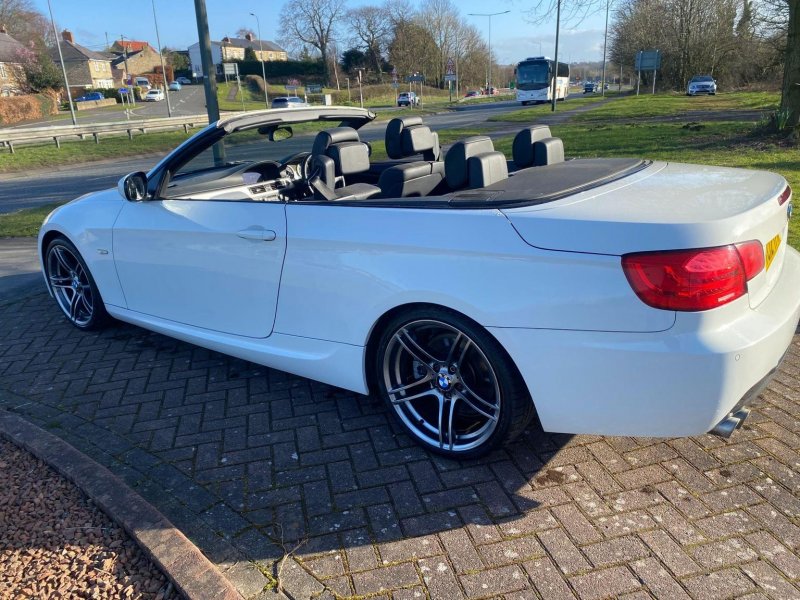 BMW 3 SERIES