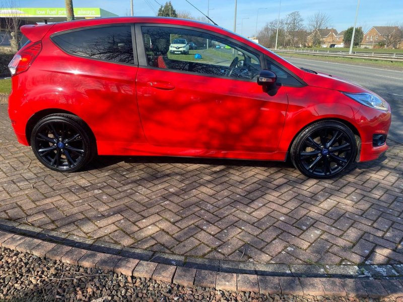 FORD FIESTA