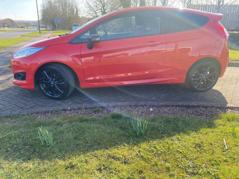 FORD FIESTA