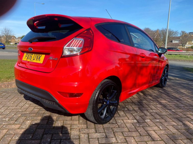 FORD FIESTA