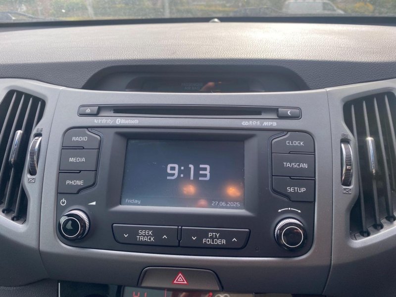 KIA SPORTAGE