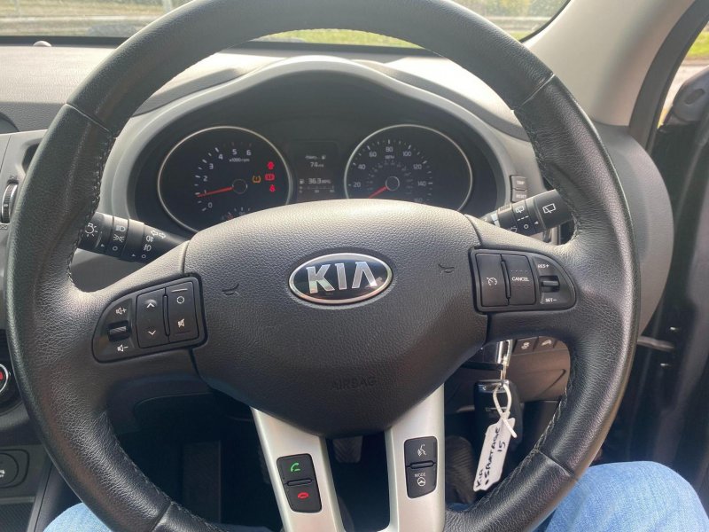 KIA SPORTAGE