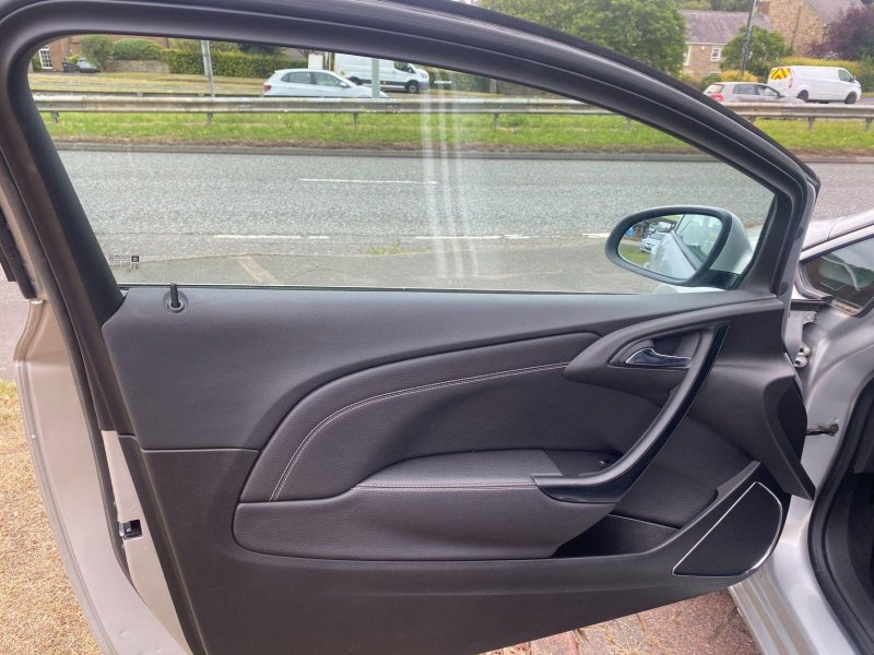 VAUXHALL ASTRA GTC